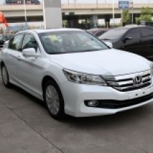 周庄镇租车公司-雅阁九代